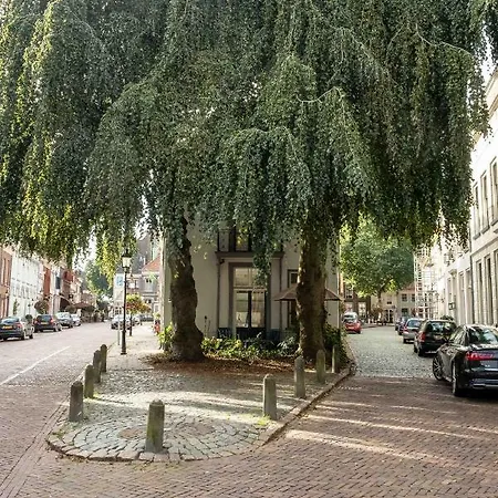 Indekoepoort Bed and breakfast Doesburg